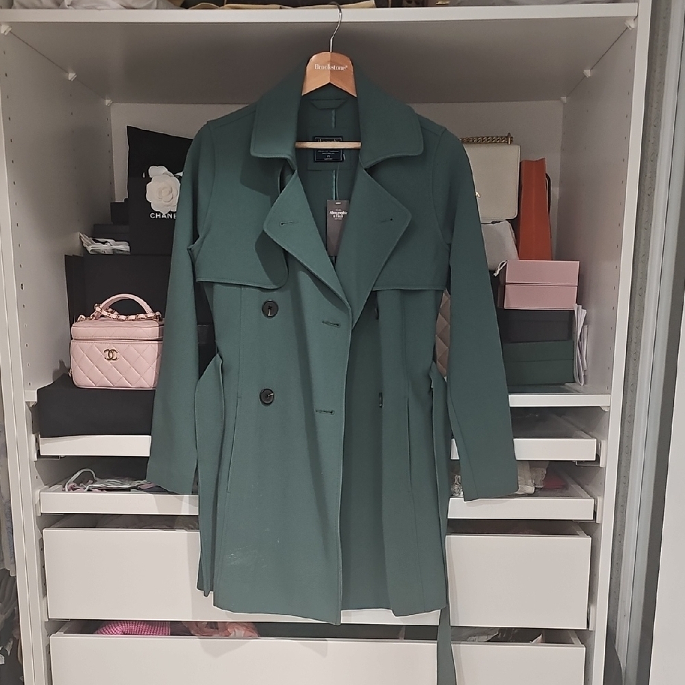 SOLD- Elegant Green Trench Coat - Abercrombie & Fitch XS - Price Tag Still On